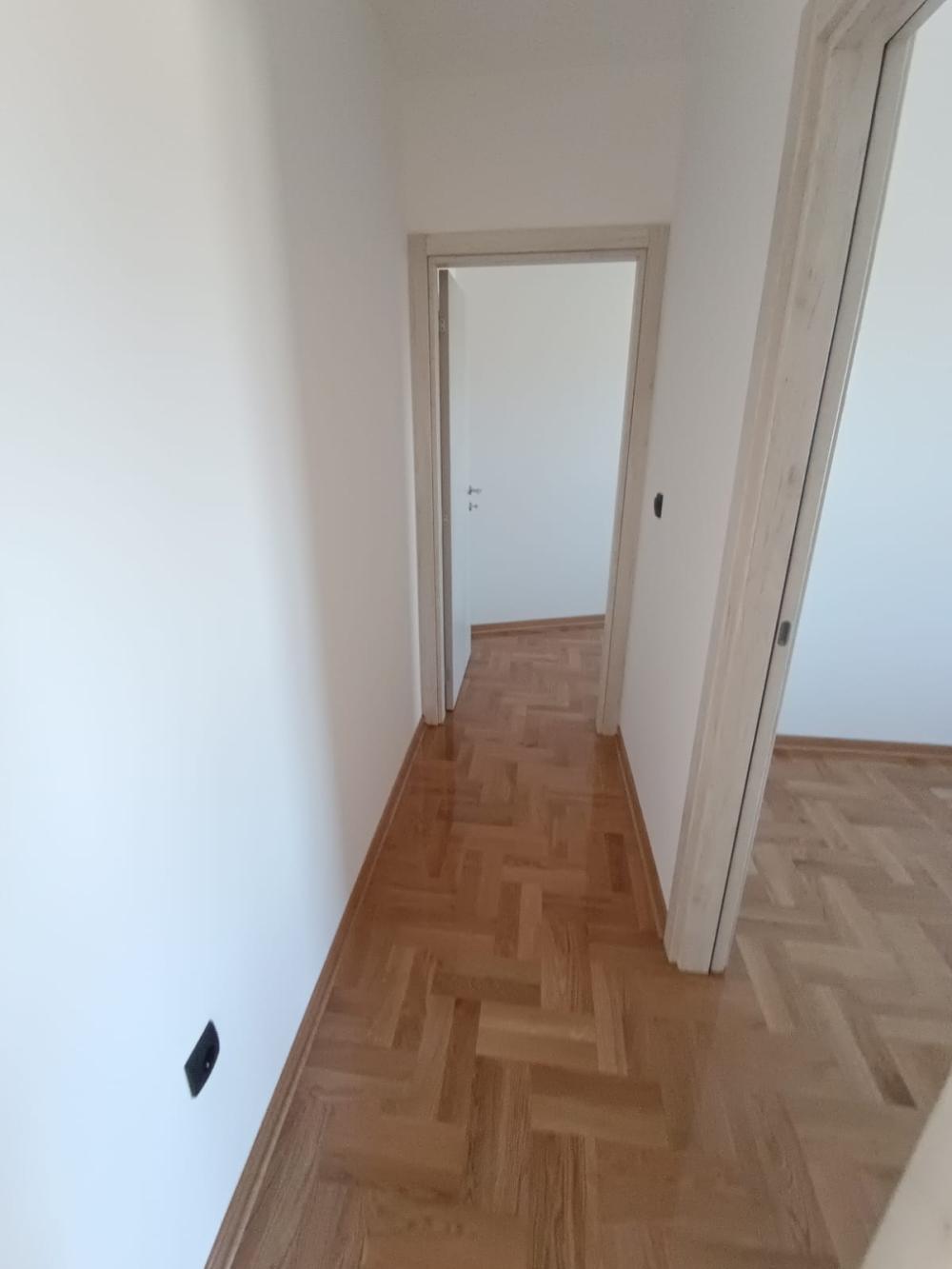 Slika 2 - Niš centar, Troiposoban stan na prodaju, 75m2, 168.750€